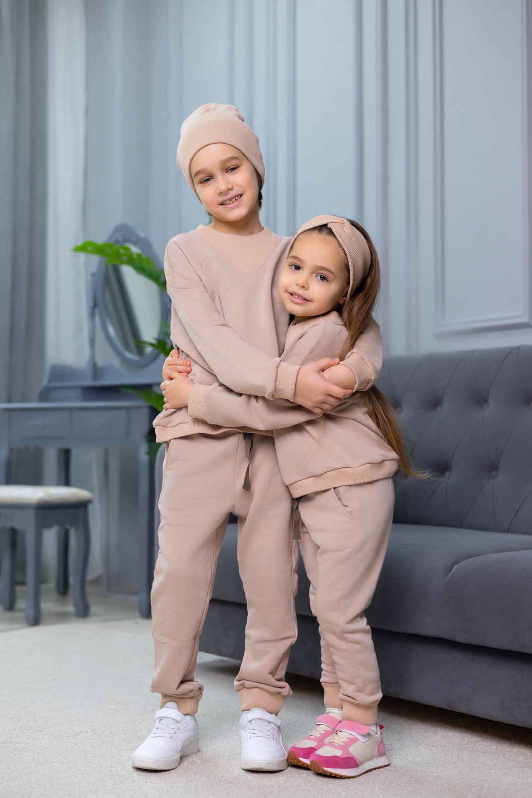 Costum din futer, unisex, bel, 1 - 9 ani - Almira